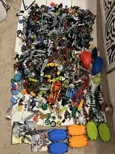 Bionicle LEGO Bulk Lot 1,000’s of PCS Early 2000s HUGE Lot Masks Weapons Bodies