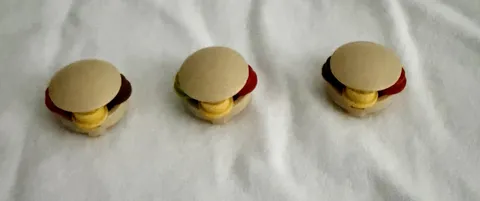 LEGO Spongebob - Minifig, Food / Drink - Krabby Patty / Hamburger’s Set Of (3)