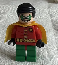 LEGO Robin Minifigure Yellow Cape Black Hair Red Torso Green Legs