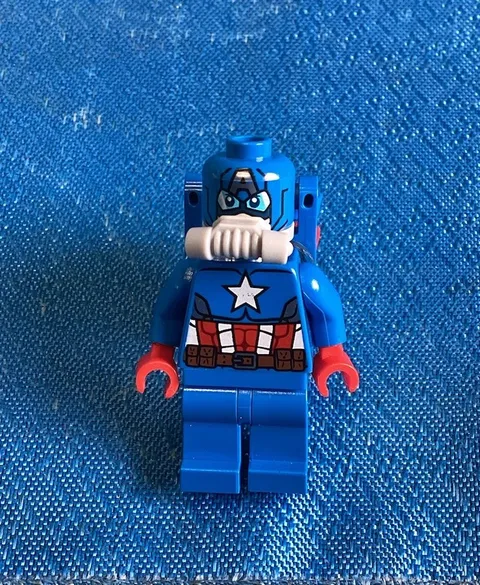 LEGO - Marvel Avengers - Space Captain America - Mini Fig / Mini Figure