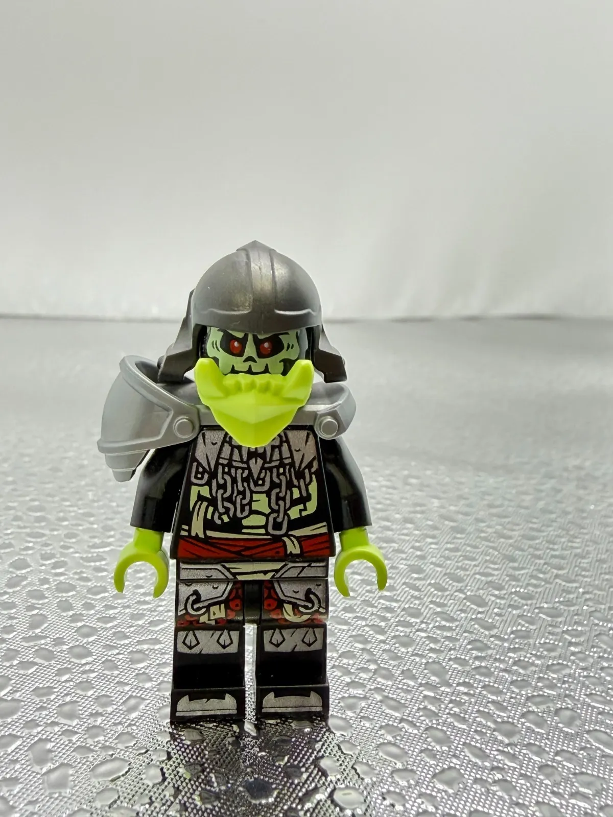 Lego Ninjago Core Bone Knight Minifigure njo0793