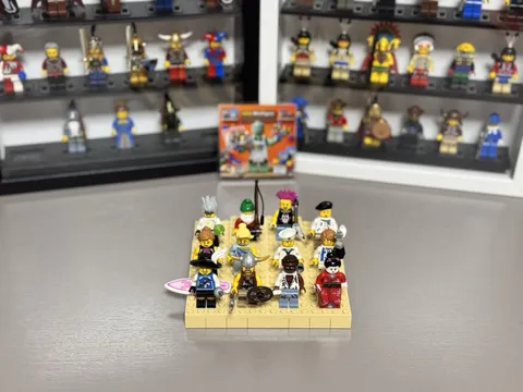 LEGO Minifigures Series 4 Lot of 12 Punk Viking Zombie Gnome Scientist 8804
