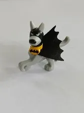 LEGO Batman Dog Ace Bat Hound with cape minifigure 76110