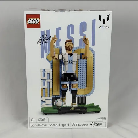 LEGO Editions Lionel Messi - Soccer Legend 43015 World Cup - NEW