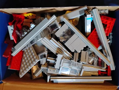 LEGO Daily Bugle Piece Lot