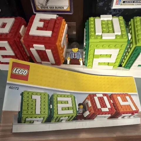 LEGO Brick Calendar 2017 40172 278pc Complete Set Retired Box Calendar