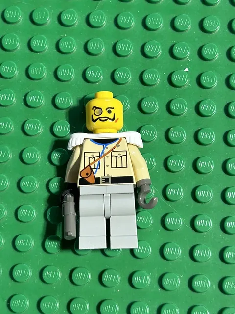 Lego Classic Adventurers Baron Von Barron Sam Sinister Pith Villain Minifigure