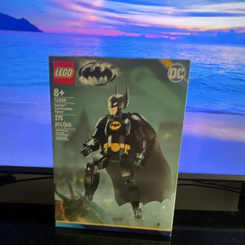 LEGO DC Batman Construction Figure 76259 275 pcs Brick Separator Included