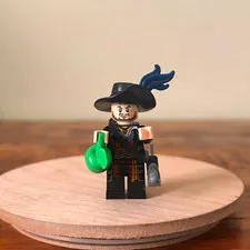 LEGO Pirates of the Caribbean Hector Barbossa Minifigure w/ Accessories