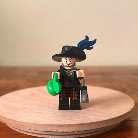 LEGO Pirates of the Caribbean Hector Barbossa Minifigure w/ Accessories