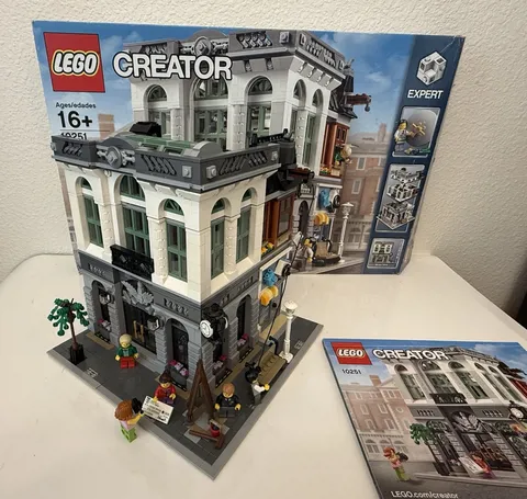 LEGO Creator Expert: Brick Bank (10251) Complete with Manual & Box