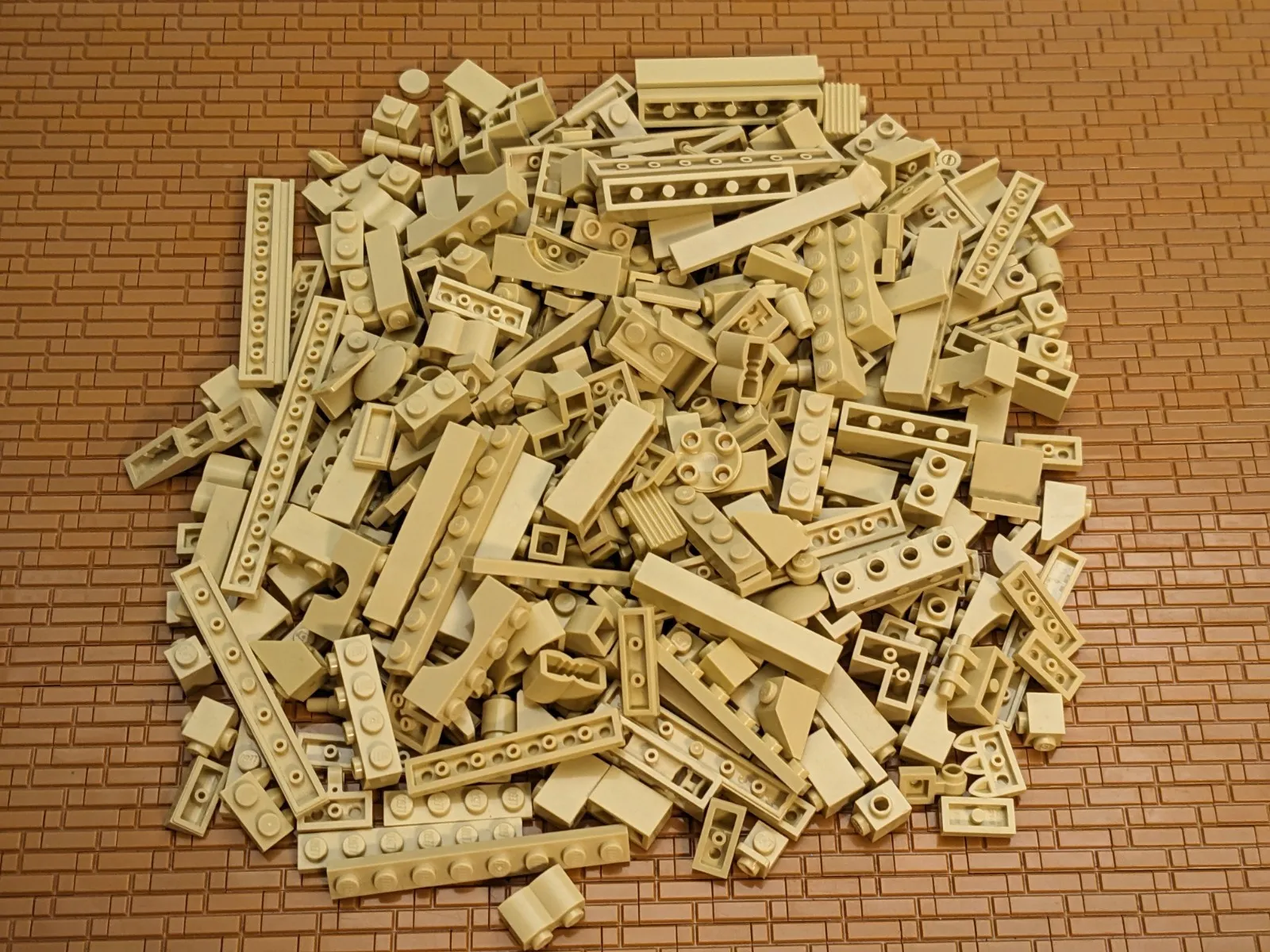 300pcs LEGO Small Tan Pieces Bulk Lot Random Bricks Plates Detail Finishing