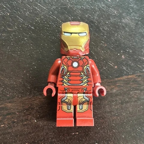 Lego Iron Man Minifigure - Mark 43 Armor, Trans-Clear Head #sh0498 Set #76105