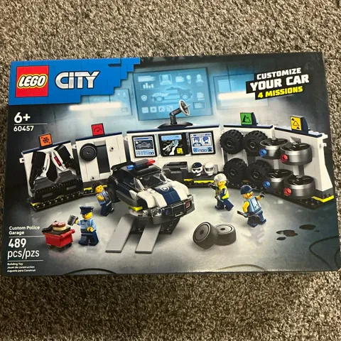 LEGO City Police Custom Police Garage (60457) 489 pcs Age 6+ Complete Set