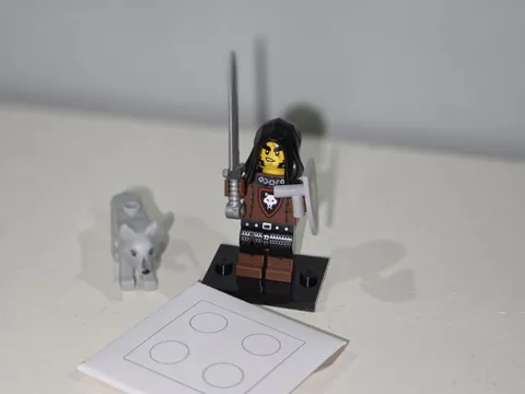 LEGO Minifigures 71048 Series 27 CMF, Wolfpack Beastmaster