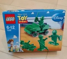 LEGO 7595 Toy Story Green Army Set Disney Pixar Vintage 2010 Rare