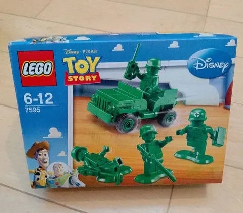LEGO 7595 Toy Story Green Army Set Disney Pixar Vintage 2010 Rare