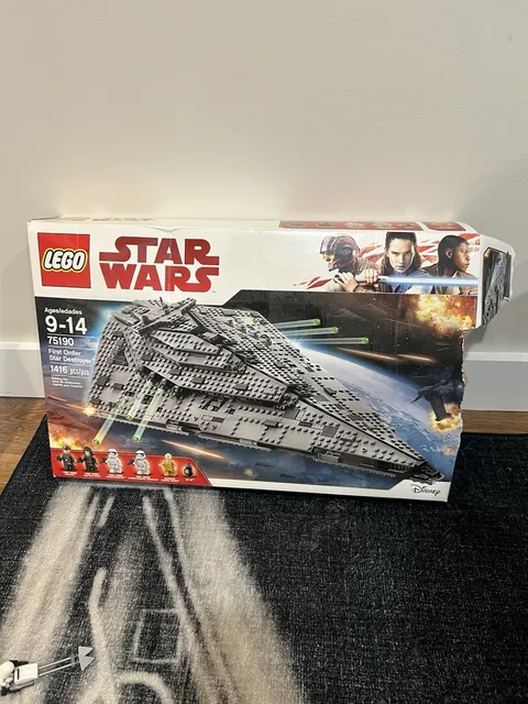 LEGO Star Wars: First Order Star Destroyer (75190)