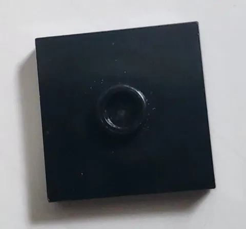 LEGO Black Plate, Modified 2 x 2 with Groove and 1 Stud in Center (Jumper) 87580