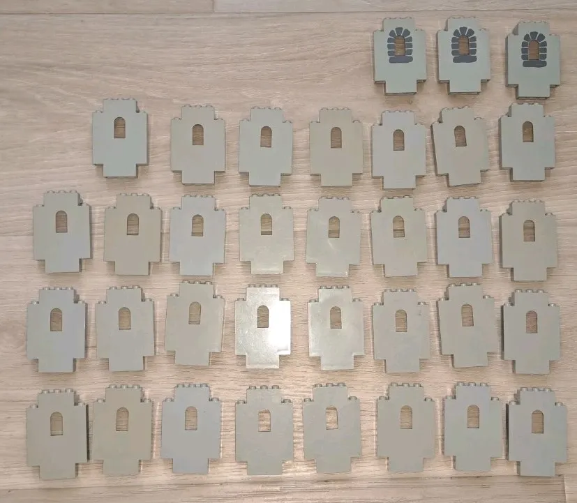 LEGO Lot of 34 , Gray Panels 2 x 5 x 6 Wall with Window 4444