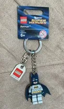 New LEGO BATMAN minifigure keychain DC Comics Super Heroes Retired 853429