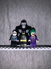 LEGO Batman Minifigure Lot w/ Batman, The Joker & Large Gorilla Big Figure