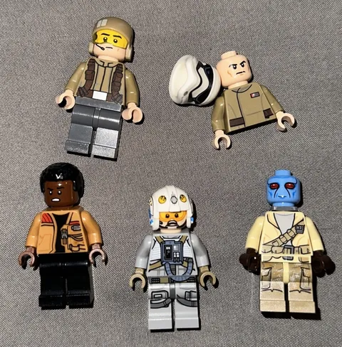 LEGO SANDSPEEDER GUNNER MINIFIGURE STAR WARS FIG and more!!