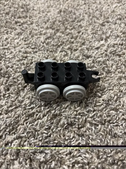 Duplo Train Base 2x6 Wheels Hitch Chassis Car Vehicle BLACK GRAY Wheels