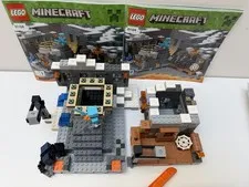 Lego Minecraft The End Portal 21124  RETIRED