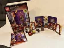 LEGO Harry Potter: Hogwarts 76396 Divination Class Pre-owned Complete Nice!