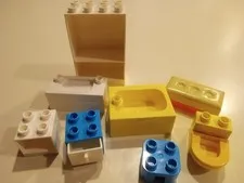 Lego Duplo Lot of 8 pieces of Duplo Furniture