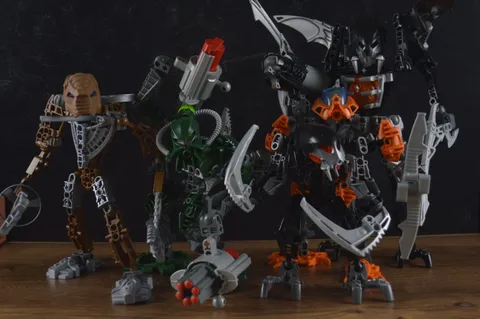 LEGO Bionicle Phantoka Chirox, Kirop, Pohatu, Maori Kongu and Hordika Onewa
