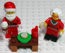 LEGO® Christmas Holiday Santa & Mrs. Claus with Snack Table Minifigure Scene #1