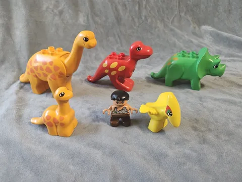 Vintage 90s Lego Duplo Dinosaur Cave Boy Baby Dino T Rex Triceritops Figure Lot