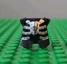 LEGO Castle Fantasy Era Skeleton Armor Breastplate (from cas330 Warrior 4) ONLY