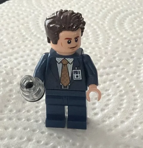 Lego 21369 Fox Mulder Minifigure Complete with flashlight