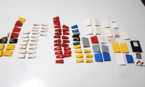 LEGO  Car Truck Vehicle DOORS  Both RIGHT & LEFT DOORS 89 Total Doors SEE LIST