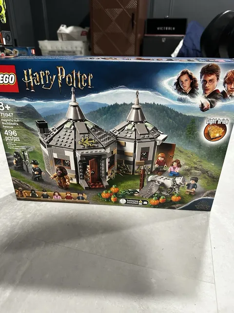 LEGO Harry Potter: Hagrid's Hut: Buckbeak's Rescue (75947)