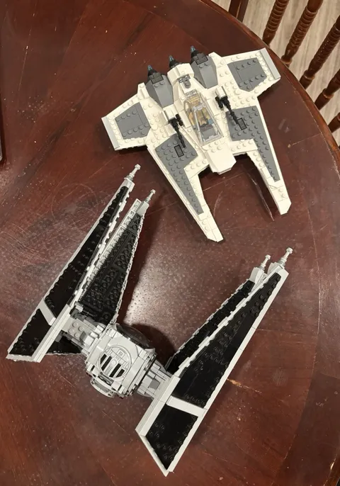 LEGO Star Wars: Mandalorian Fang Fighter vs. Tie Interceptor (75348) NO FIGURES