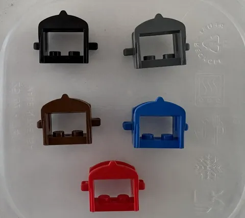 LEGO 5-piece Minifigure Horse Saddle with Clips Black, Red, Blue + FREE SHIPPING