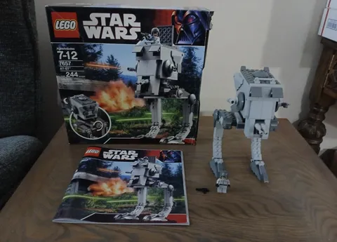 LEGO Star Wars: AT-ST (7657) w Minifigures, Instructions & Box