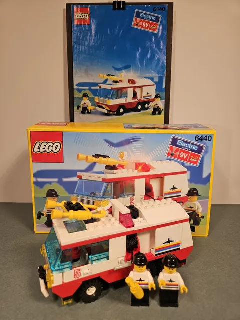 LEGO Classic Town/Airport Set #6440 Jetport Fire Squad- 100% Comp w/Instructions