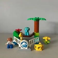Lego Duplo 10879 Gentle Giants Petting Zoo Complete Set Dinosaur Jurassic World