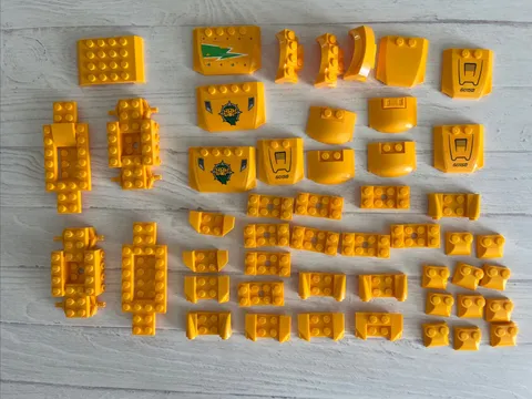 LEGO BRIGHT LIGHT ORANGE LOT 49 PCS VEHICLE MUDGUARD HOOD BASE VARIETY