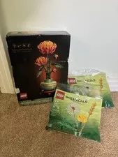 LEGO BOTANICALS LOT of 3 SEALED: Chrysanthemum 10368 & 2 Field Flowers 30701