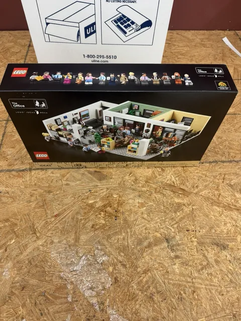 Brand NEW In Box 100% Factory Sealed LEGO Ideas: The Office (21336)