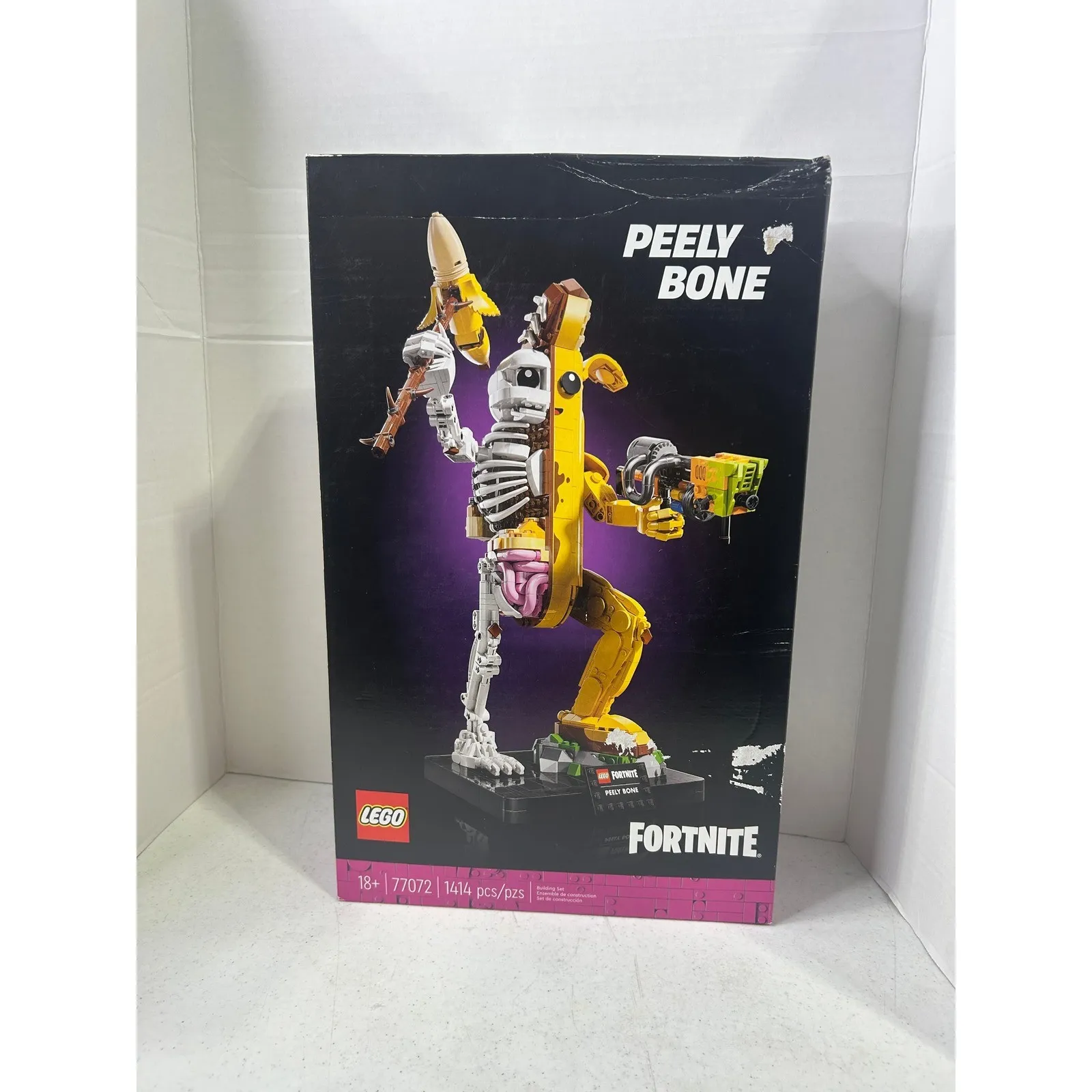 LEGO Fortnite Peely Bone 77072 Building Set 1414 Pcs New Sealed Box Damage