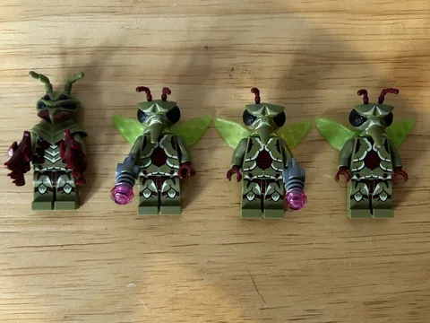 Lego Galaxy Squad Mantizoid & Mosquitoid Lot