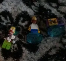 LEGO Plastic Minifigure Lot w/ Accessories, Minifigures Figures Bundle