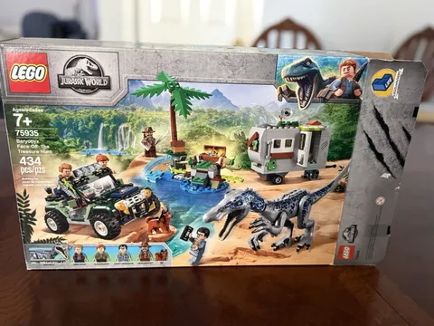 LEGO Jurassic World Baryonyx Face-Off Treasure Hunt 75935 434 pcs DECONSTRUCTED